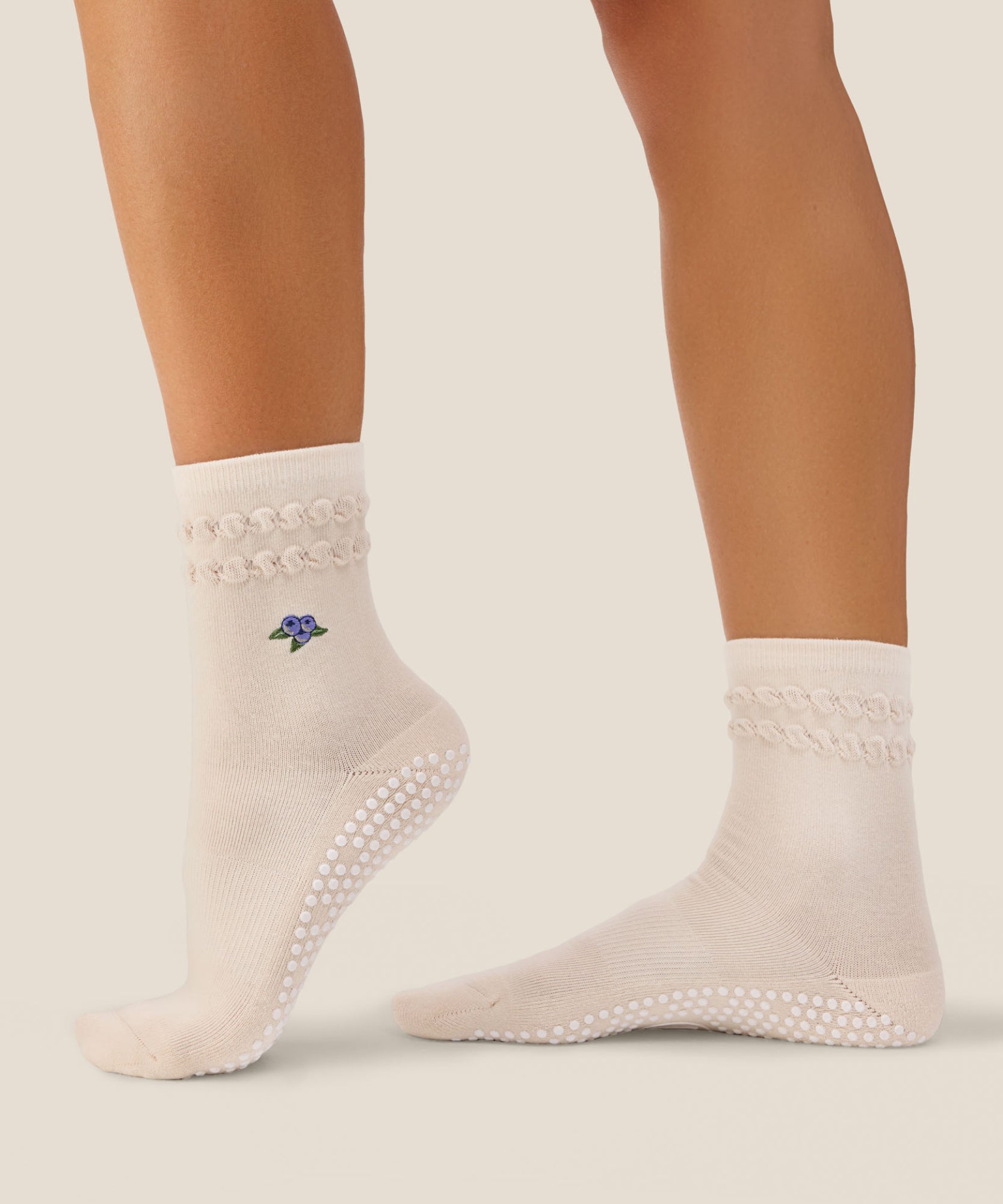 Crew Grip Socks - Blueberry Ruffle Oat
