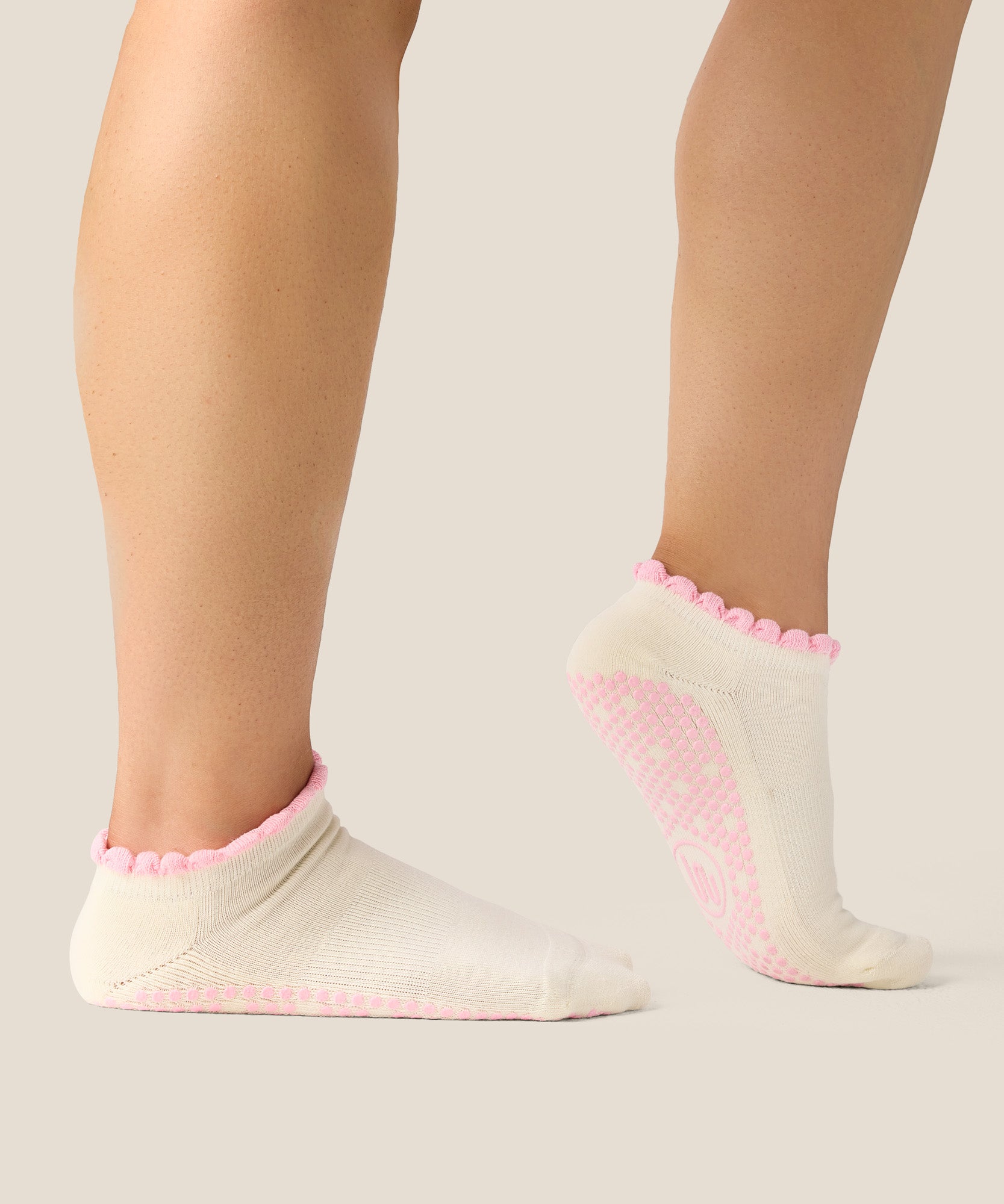 Low Rise Grip Socks - Sandy Frill