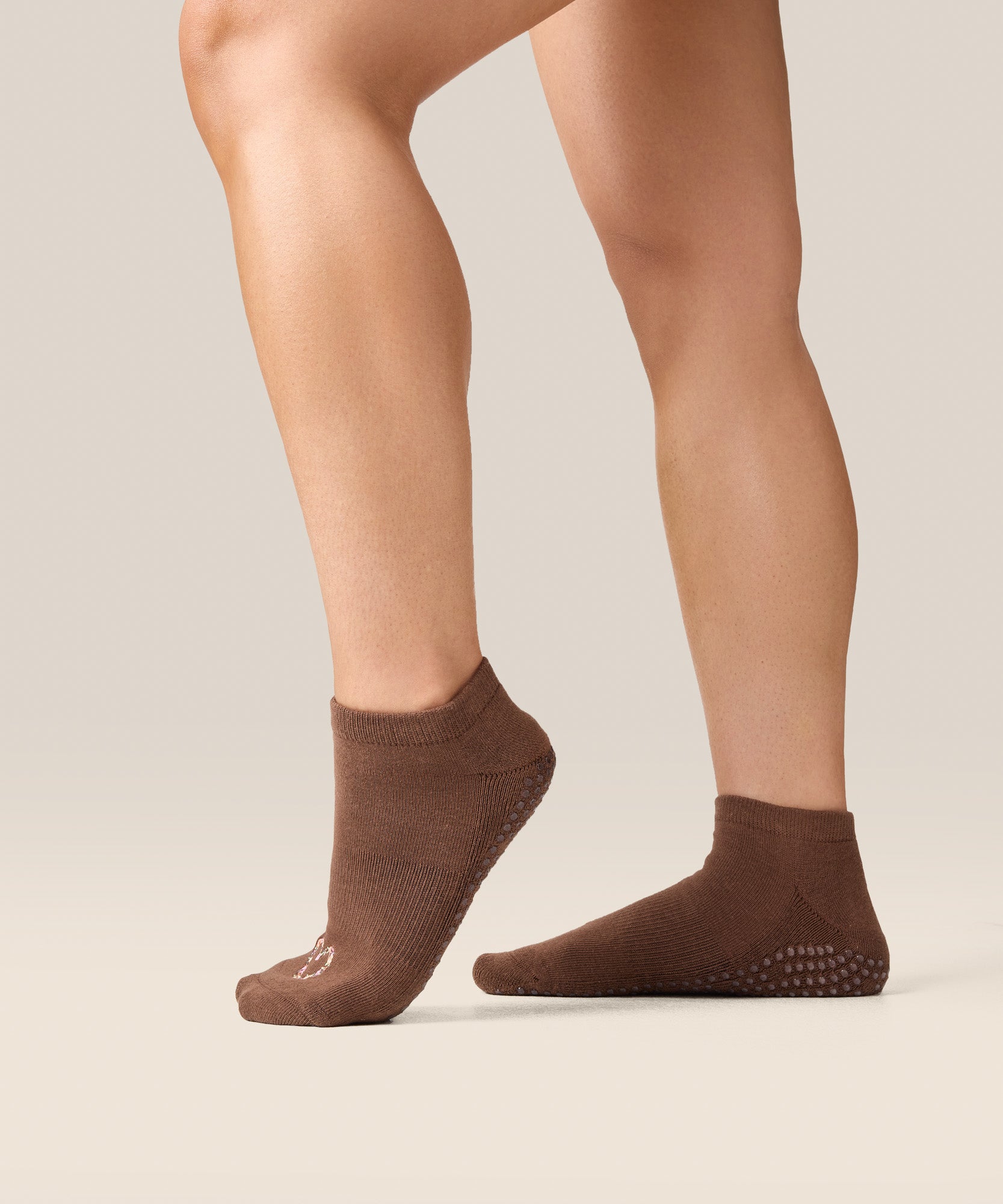 Low Rise Grip Socks - Heart Vine Brown