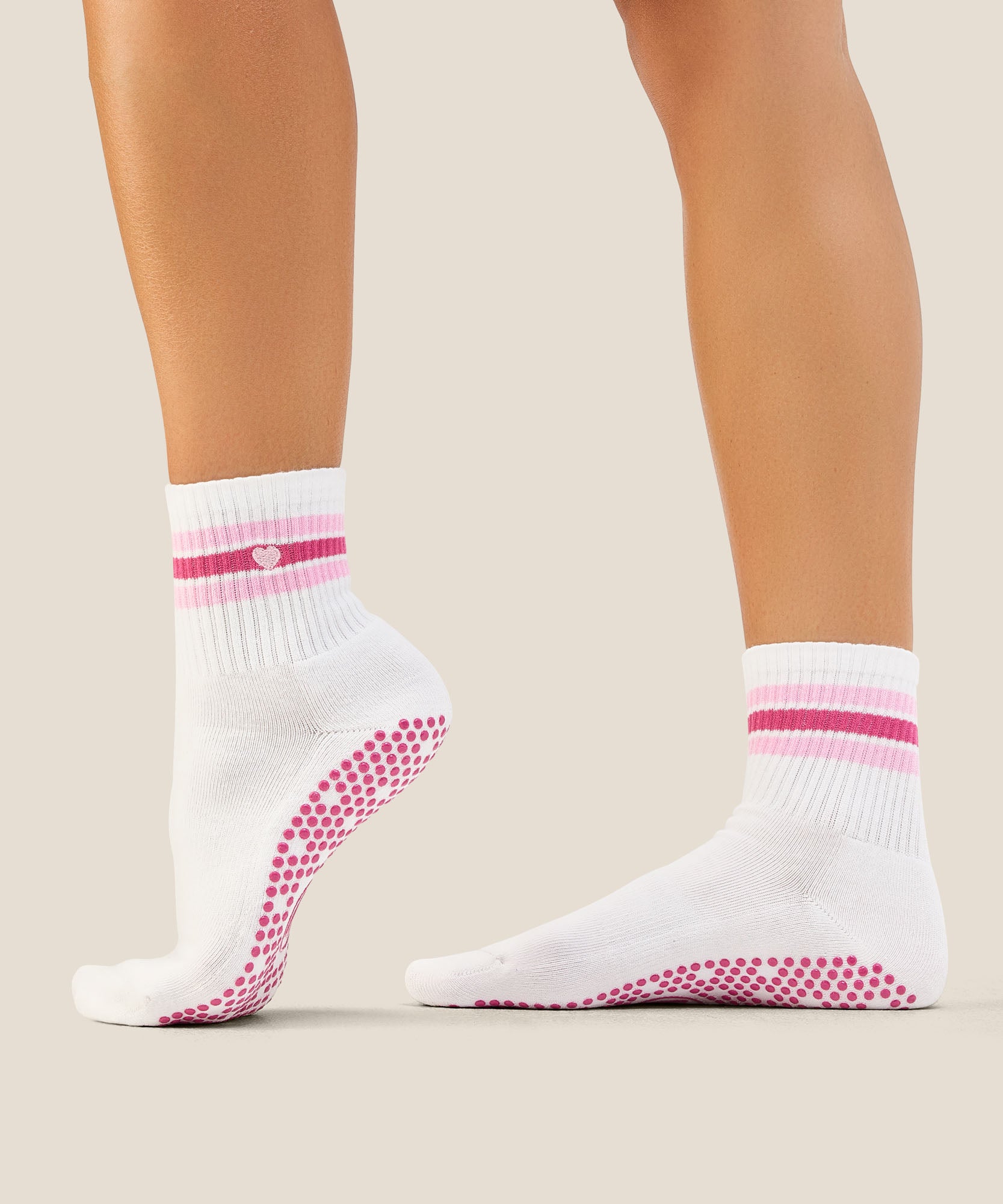 Crew Grip Socks - Mini-Heart Stripe Ivory