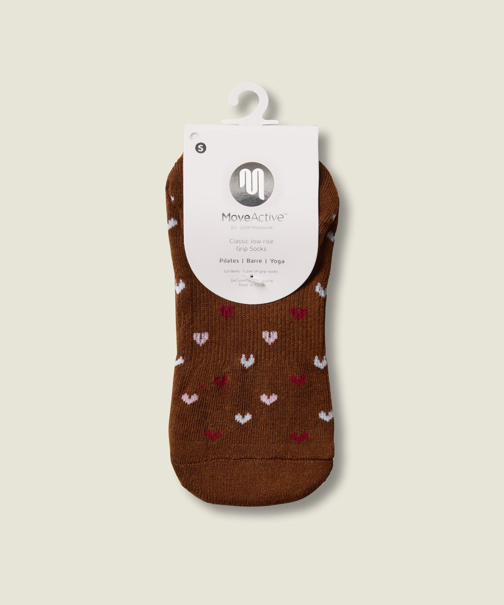 Classic Low Rise Grip Socks - Hearts Aflutter Brown