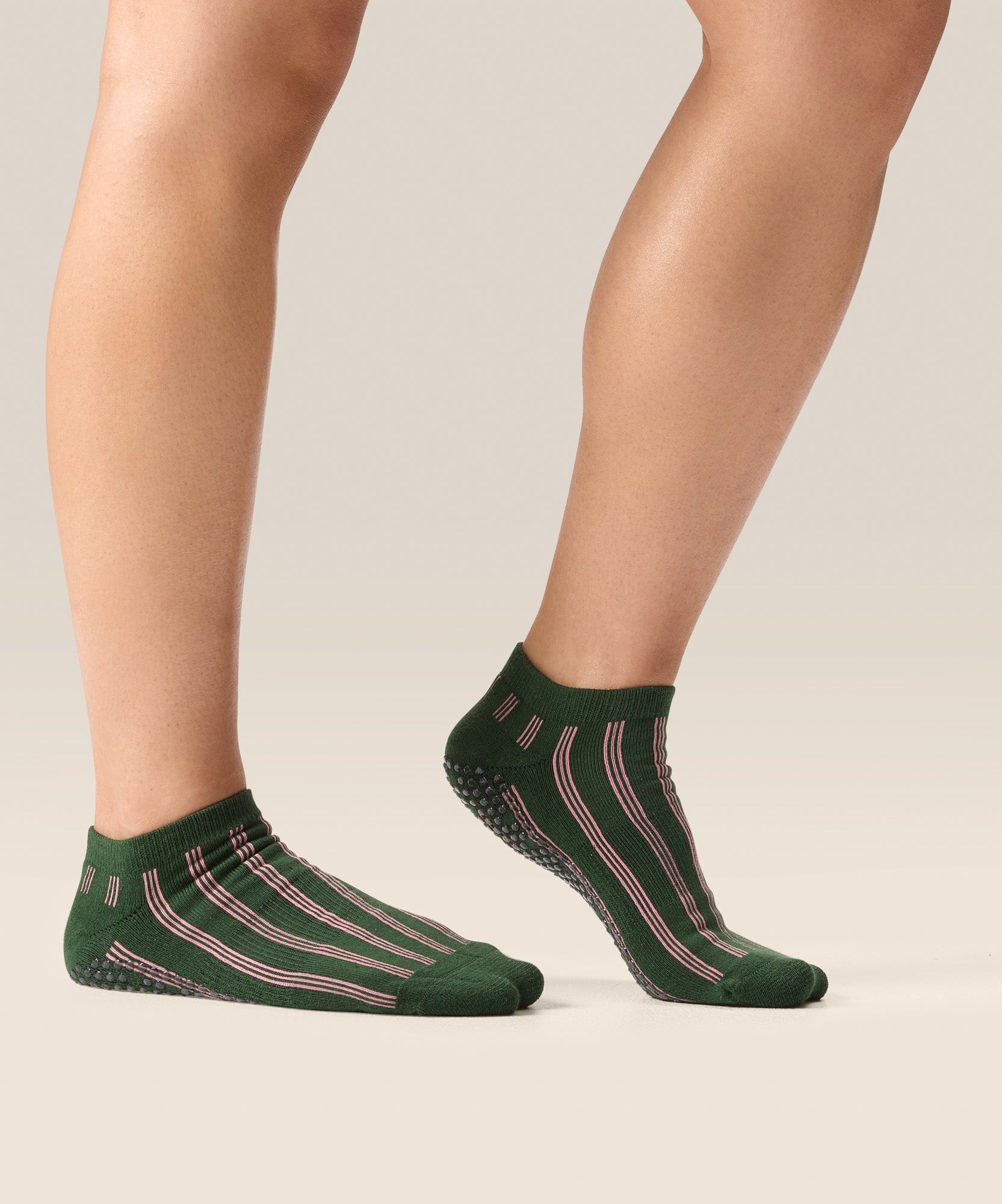 Classic Low Rise Grip Socks - Verde Carnival