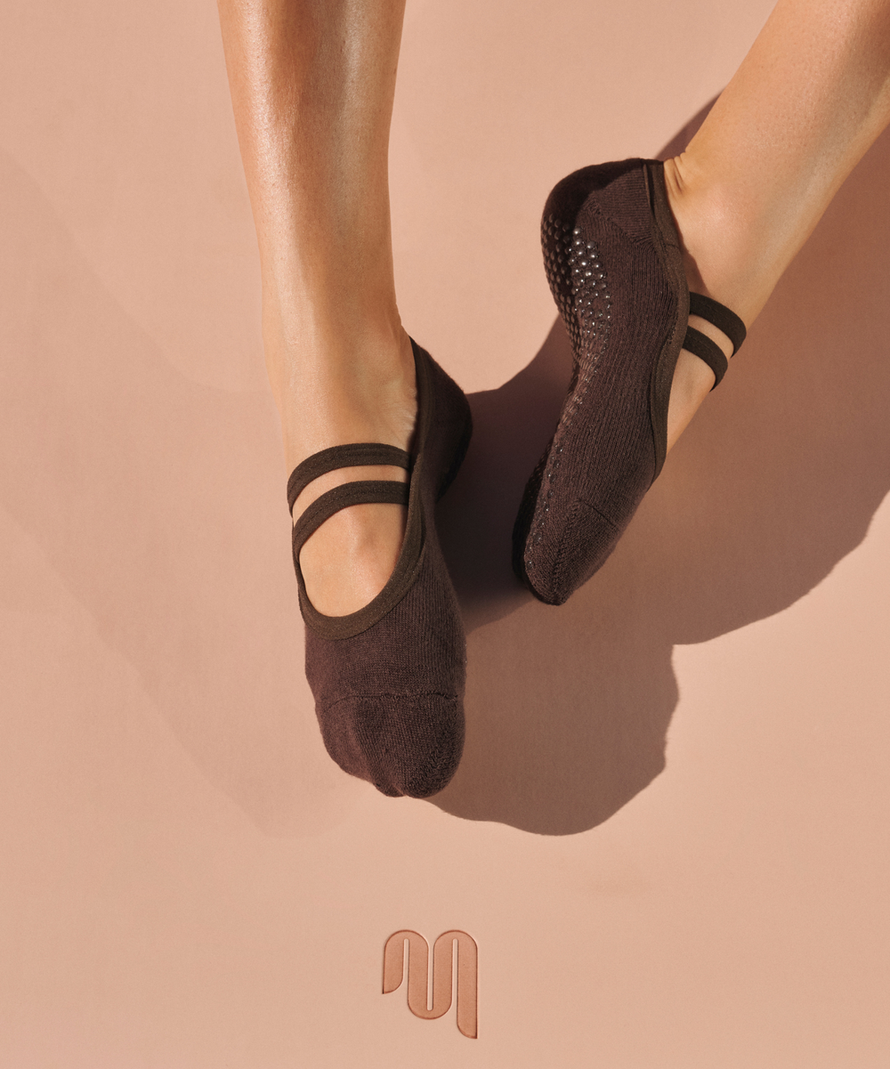 Imprint Grip Socks - Chocolate