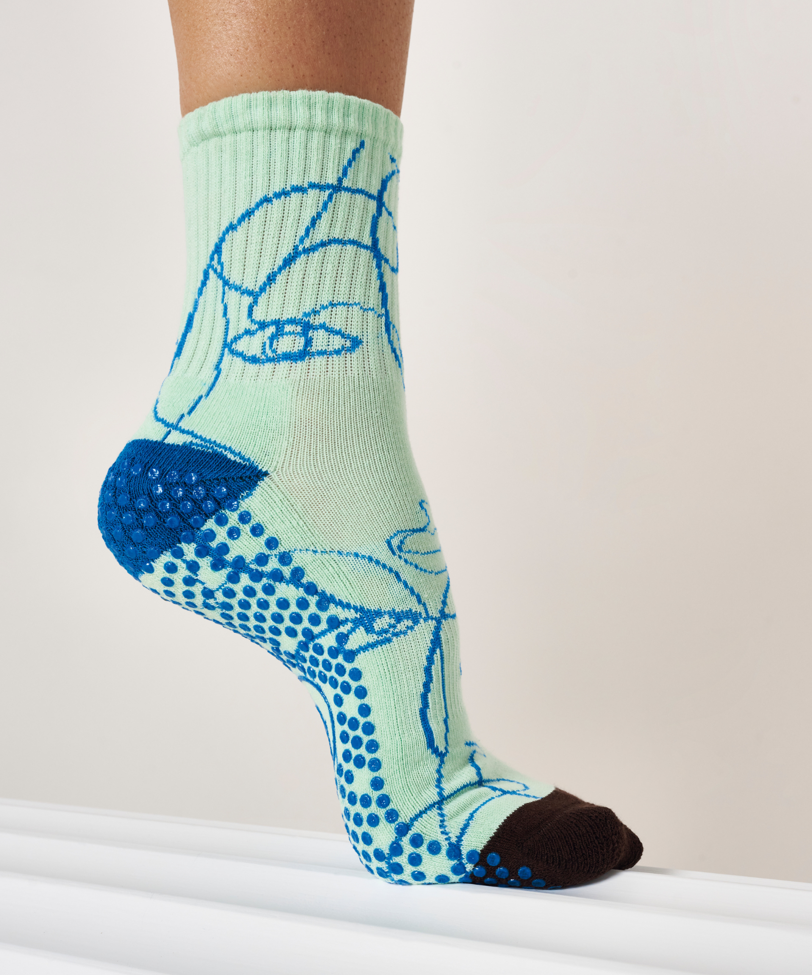 Crew Non Slip Grip Socks - Mint Abstract.