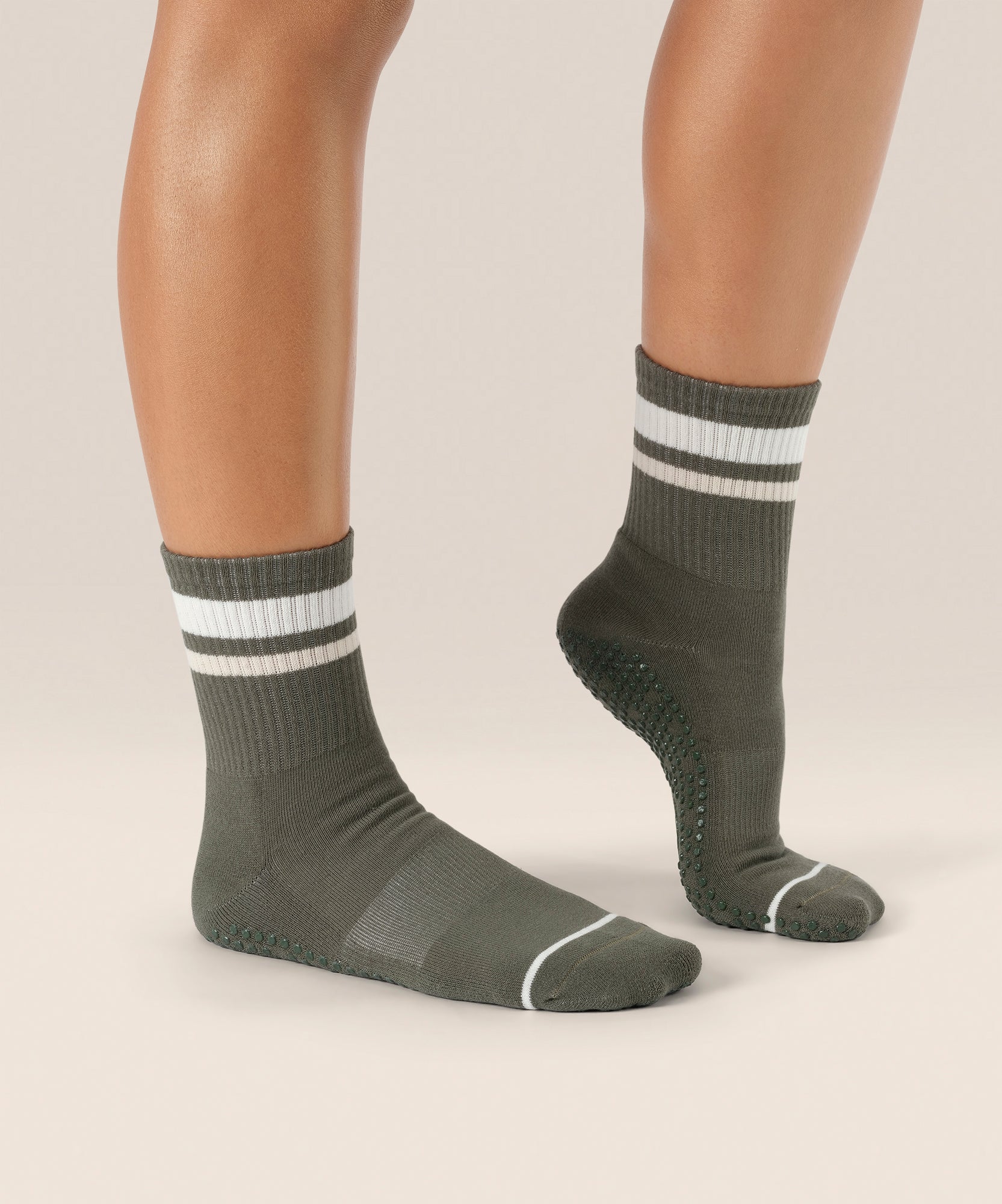 Crew Non Slip Grip Socks - Varsity Stripe Khaki