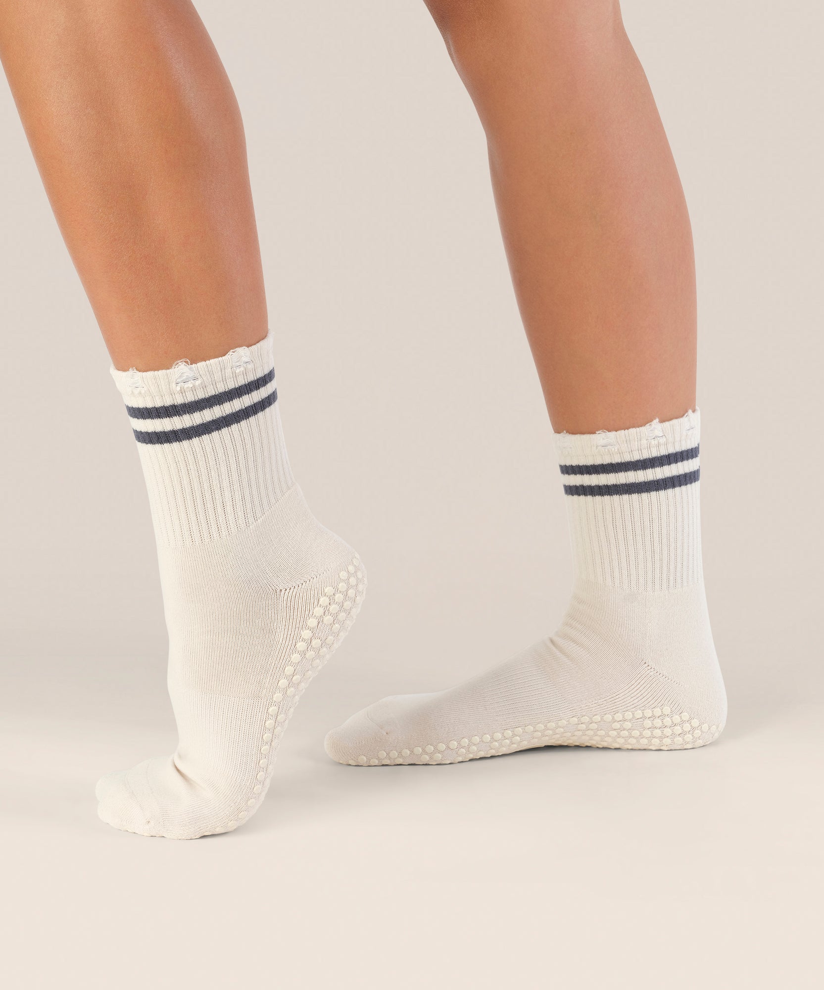 Crew Non Slip Grip Socks - Edgy Oat