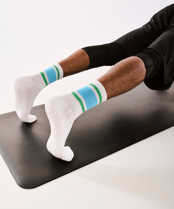 Men's Crew Non Slip Grip Socks - Nordic Stripe