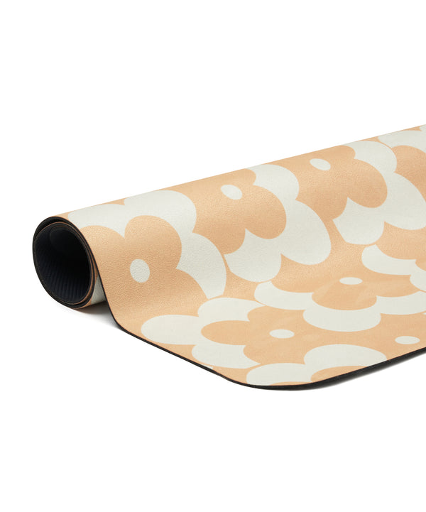 High-quality Pilates Reformer Mat featuring a Vintage-inspired Retro Daisy Mustard Pattern