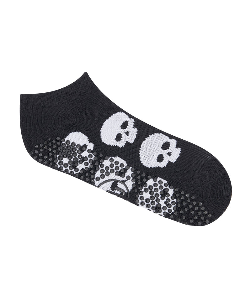 High quality grip socks with edgy skull motif