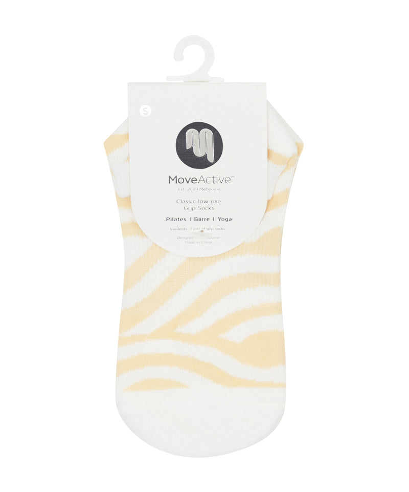Seashell Swirl patterned low rise grip socks for women's fitness