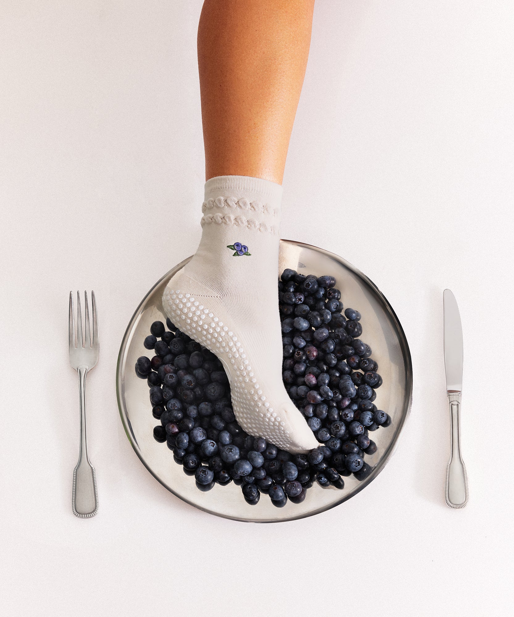 Crew Grip Socks - Blueberry Ruffle Oat