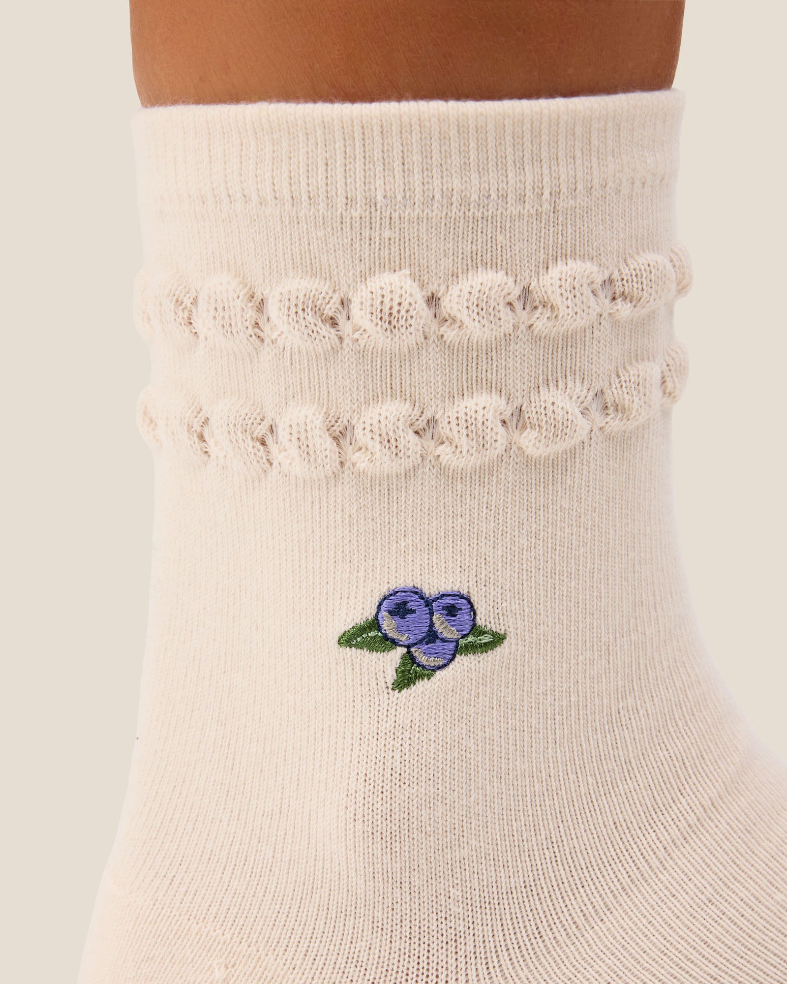 Crew Grip Socks - Blueberry Ruffle Oat