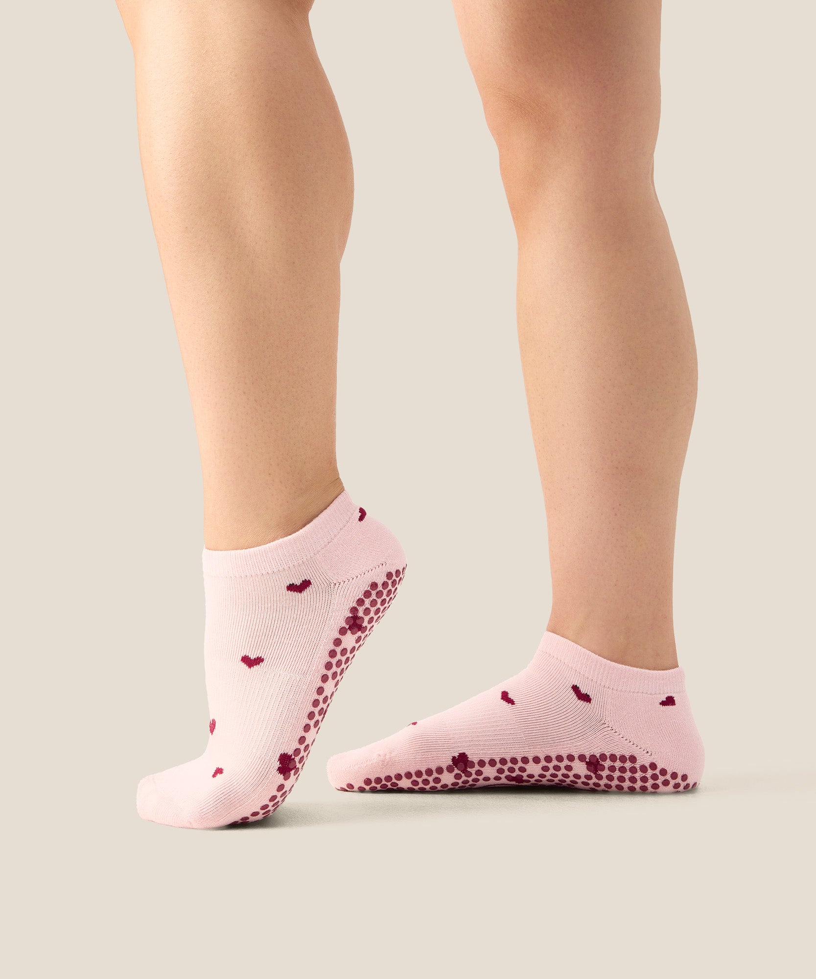 Low Rise Grip Socks - Love Me Pink