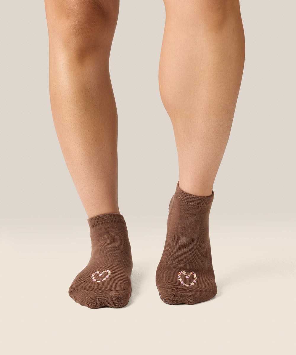 All Rise Socks Low Rise Grip Socks - Heart Vine Brown