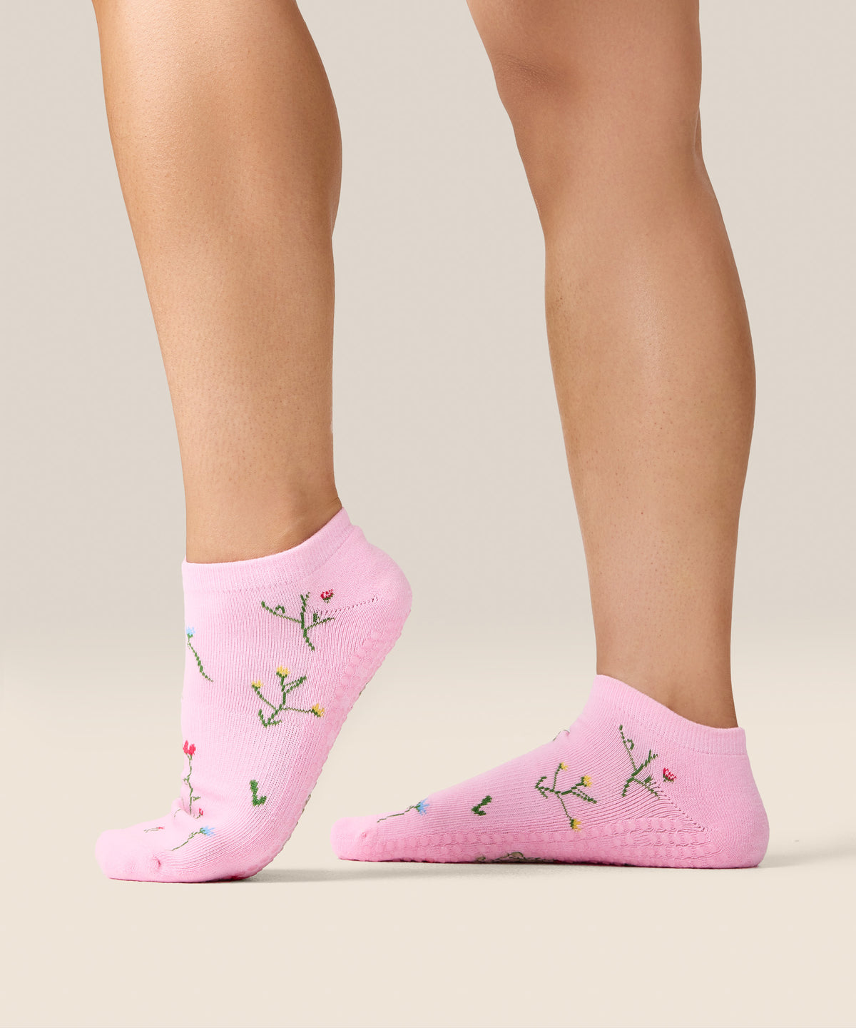 All Rise Socks Low Rise Grip Socks - Wildflower Pink