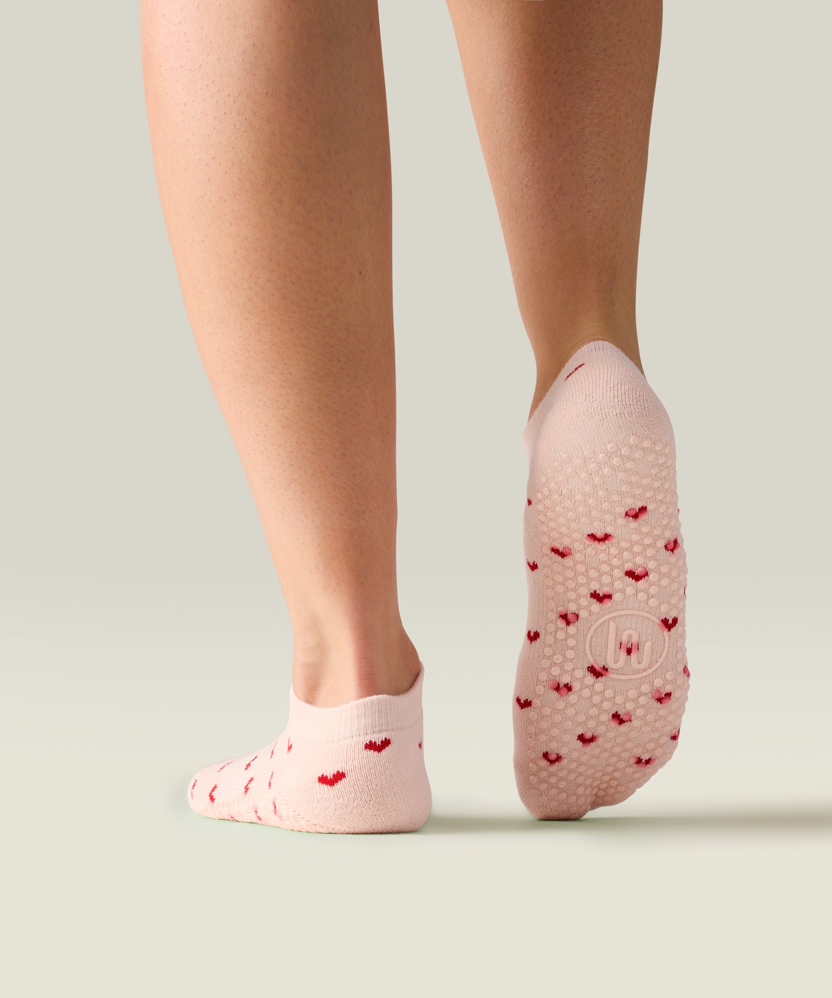 Classic Low Rise Grip Socks - Pink Heart