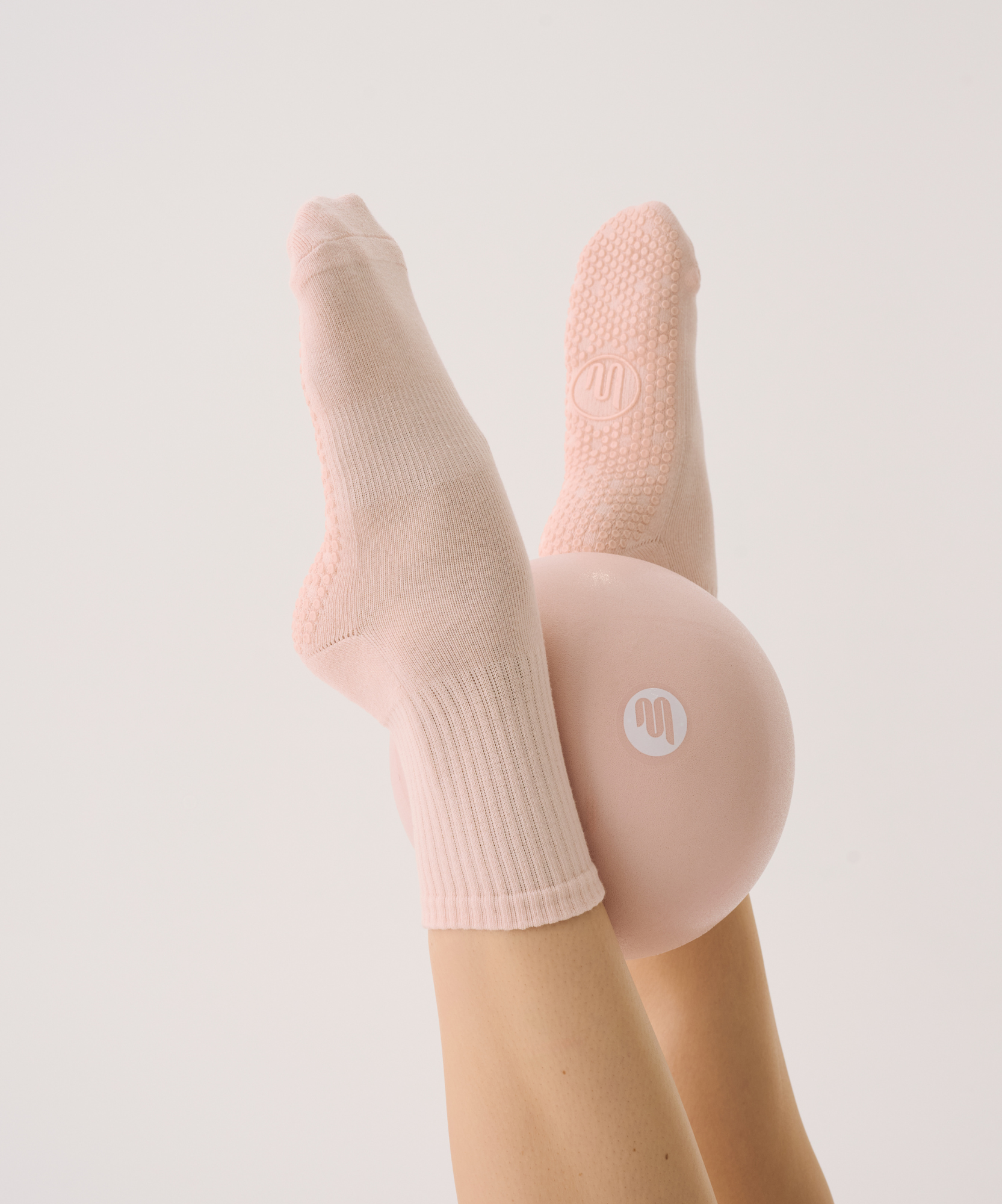 Crew Non Slip Grip Socks - Soft Pink.