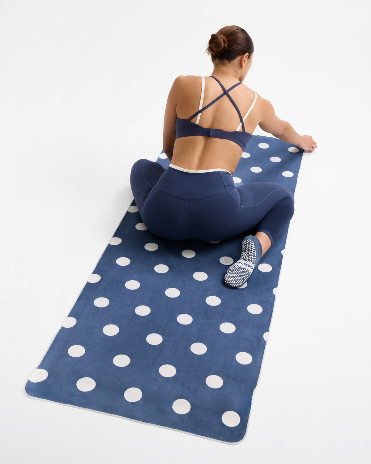 Mat Grip Towel - Polka Dot Navy
