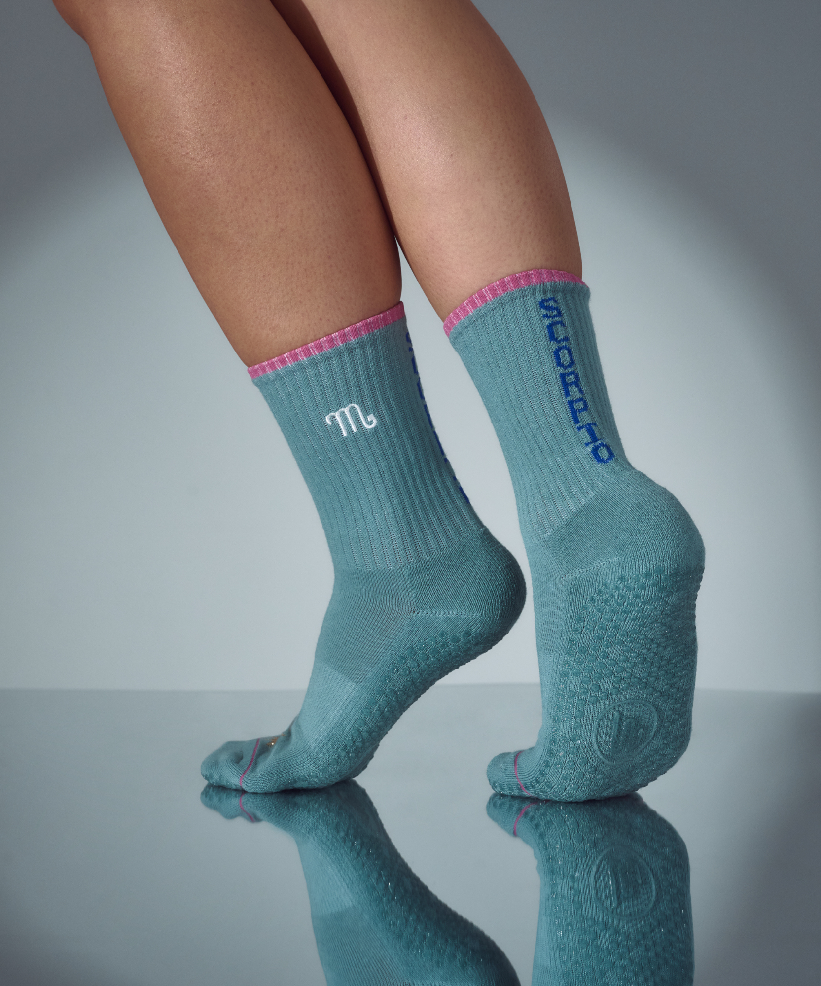 Crew Non Slip Grip Socks - Scorpio.